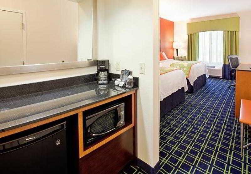 Fairfield Inn & Suites By Marriott Kearney Quarto foto